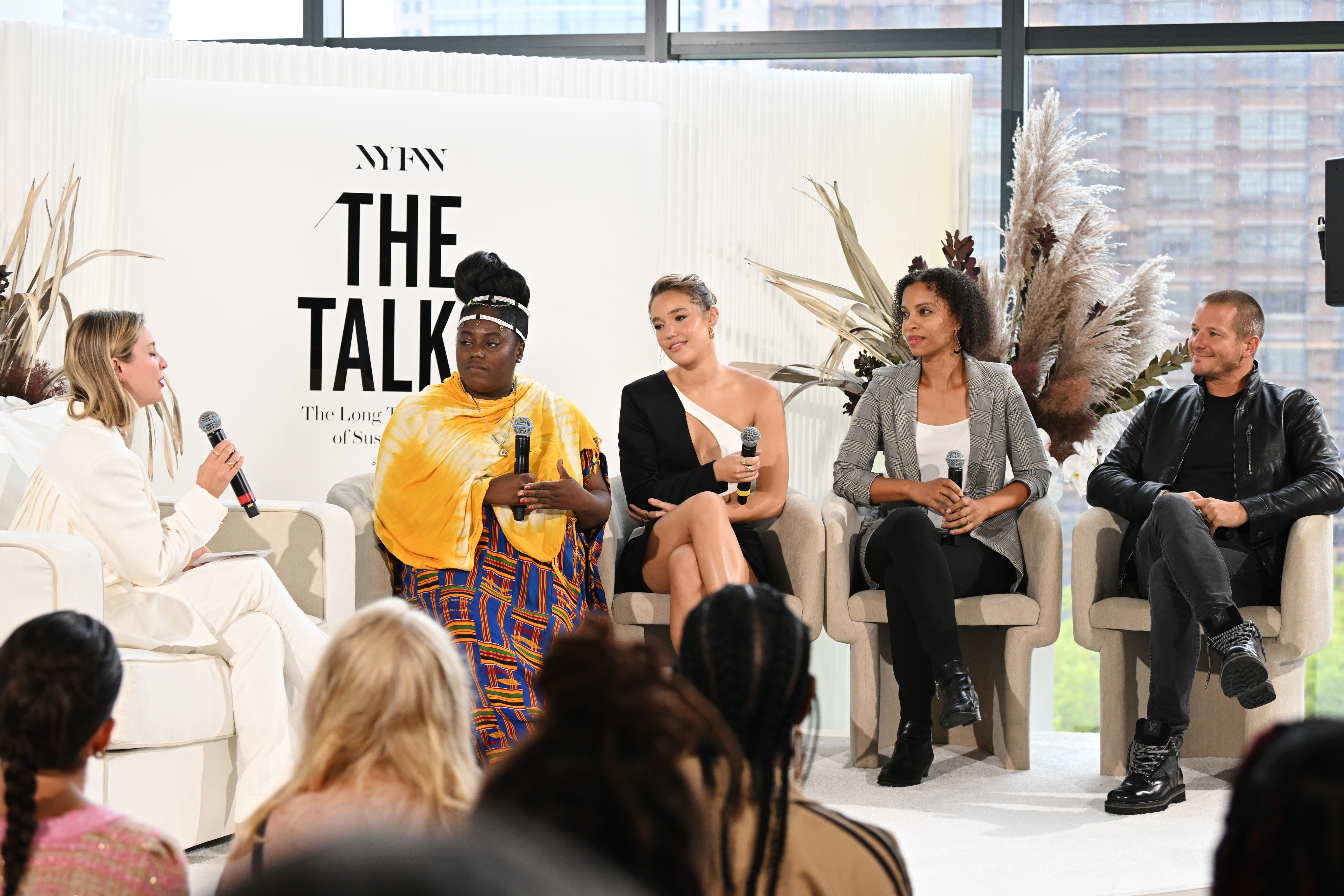 (L-R) Harper's Bazaar Digital Fashion/Features Director, Kerry Pieri, Co-founder, Studio One Eighty Nine & Director of Gromek Institute for Fashion Business at Parsons School of Design, Abrima Erwiah, IMG Model Olivia Ponton, Founder and Principal of Laura Hodges Studio, Laura Hodges and Lovesac Founder & CEO, Shawn Nelson speak onstage at NYFW: The Talks, The Long-Term Luxury of Sustainability, Presented by Lovesac during NYFW: The Shows 2022 at Spring Studios on September 11, 2022 in New York City.